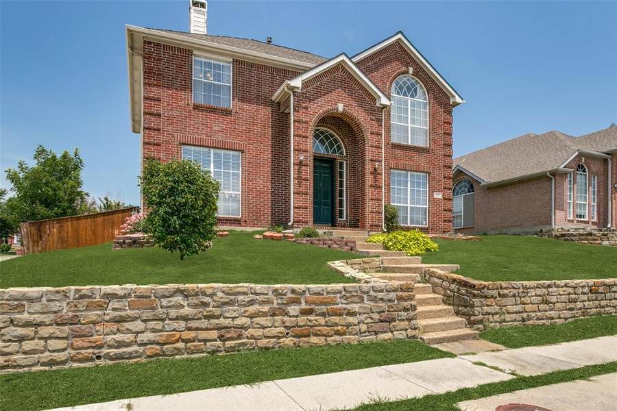 249 Ridge Cove Drive, Lewisville, TX 75067