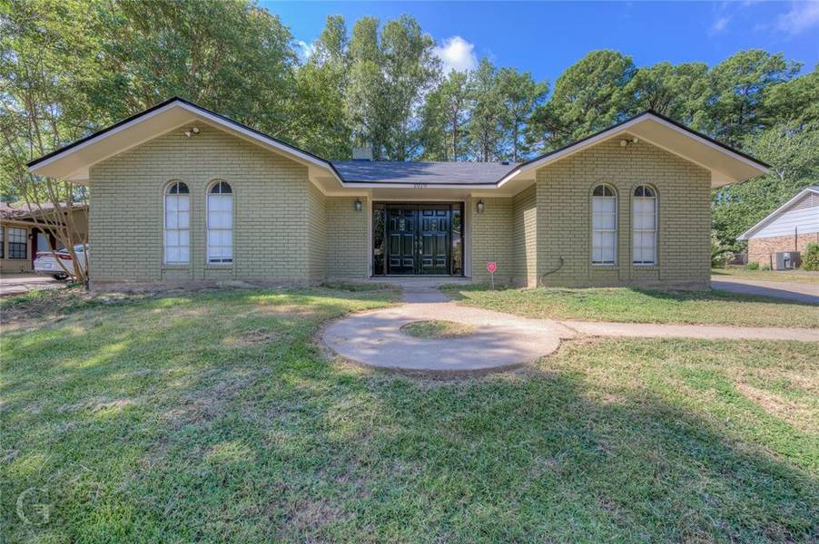 1019 Bridal Wreath Trail, Shreveport, LA 71118