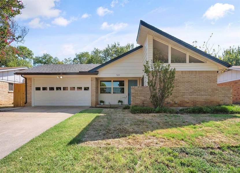 501 Norman Drive, Euless, TX 76040