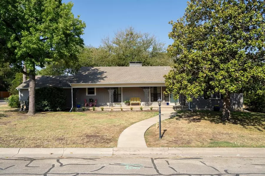 1003 Thomas Street, Denton, TX 76201