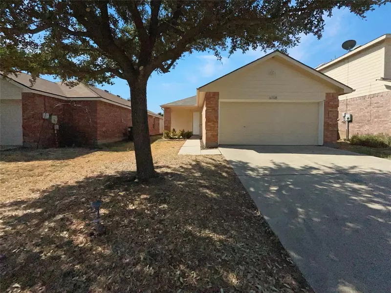 6708 Meadow Way Lane, Fort Worth, TX 76179