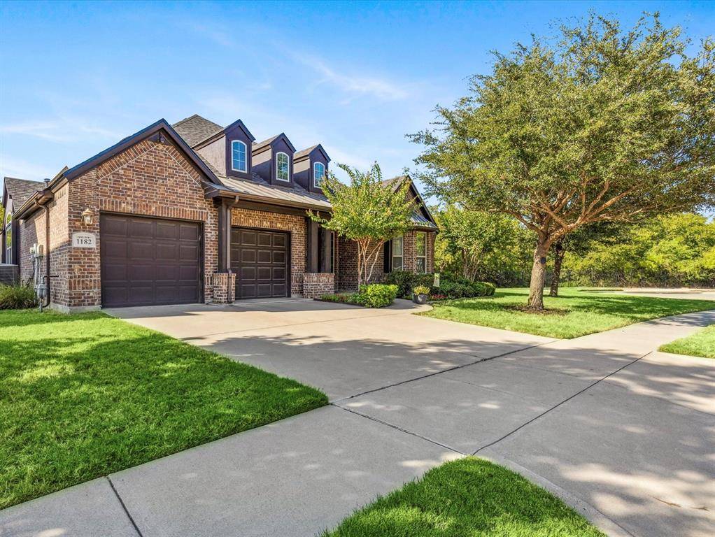 1182 Overland Drive, Burleson, TX 76028