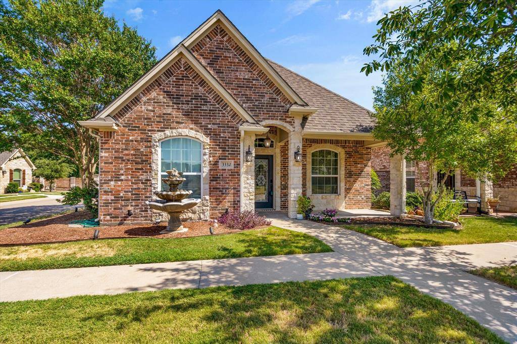 Granbury, TX 76049,3332 Fountain Way