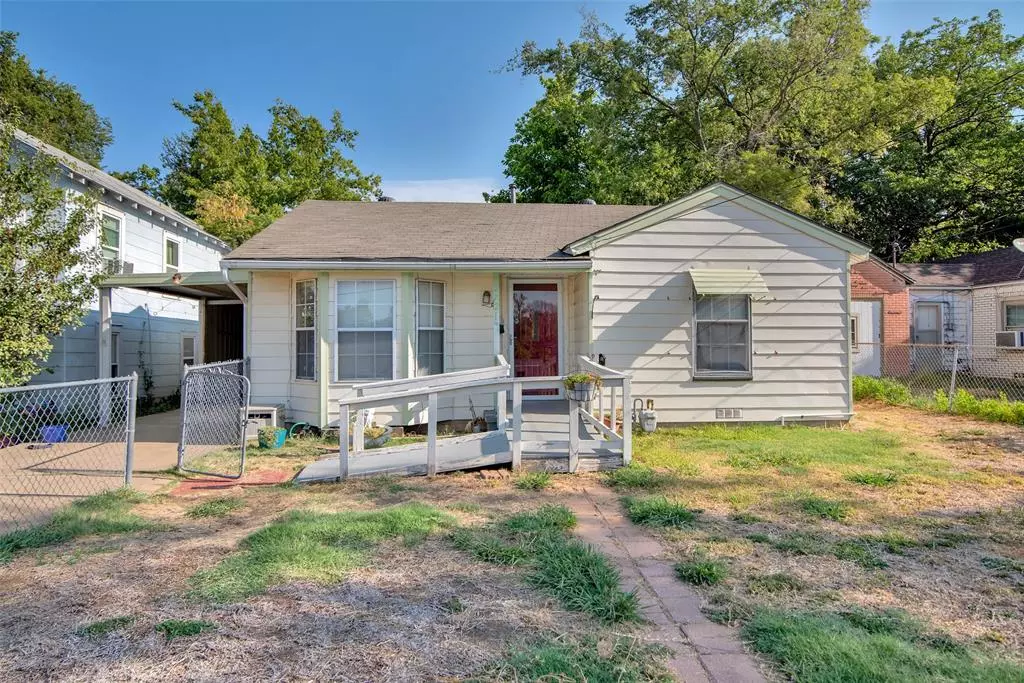 Denison, TX 75020,2721 W Walker Street