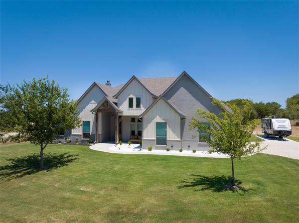 152 Stanford Lane, Springtown, TX 76082