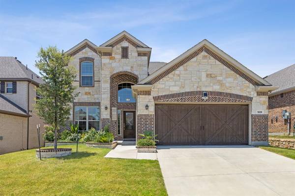 1229 Prairie Lake Path, Lewisville, TX 75010