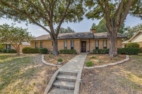 2010 Columbia Drive, Richardson, TX 75081