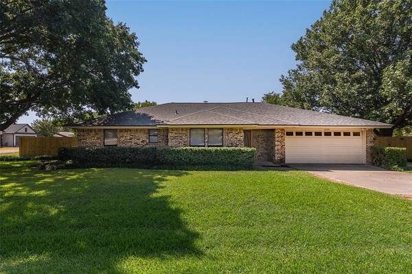 12120 Linkway Drive, Aledo, TX 76008