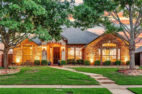 1722 Whispering Glen Drive, Allen, TX 75002