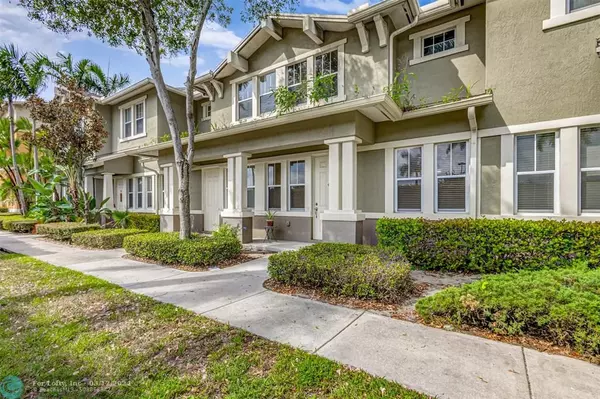 850 Millbrae Court  #4, West Palm Beach, FL 33401