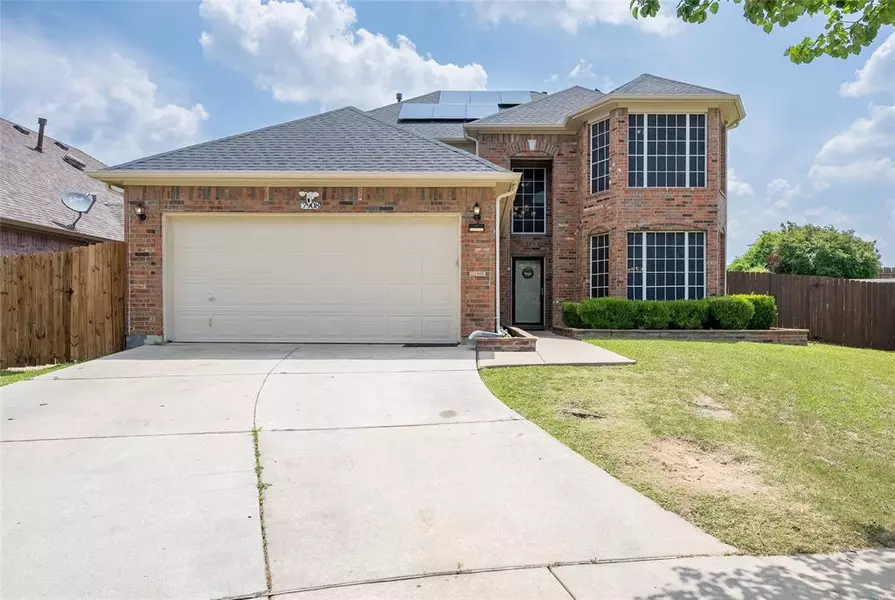 7908 Park Ridge Drive, Fort Worth, TX 76137