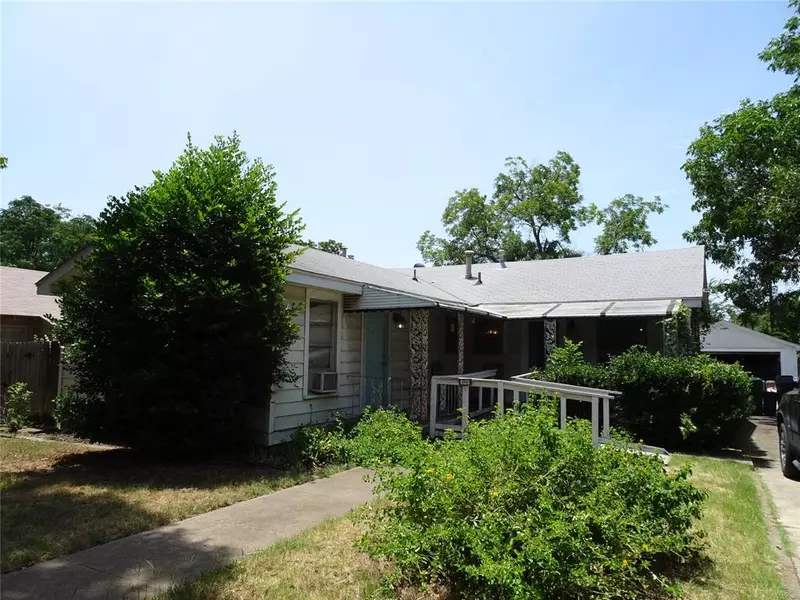 2804 Halbert Street, Fort Worth, TX 76112