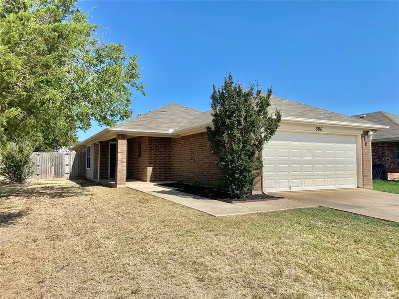 506 Glenwood Street, Gainesville, TX 76240