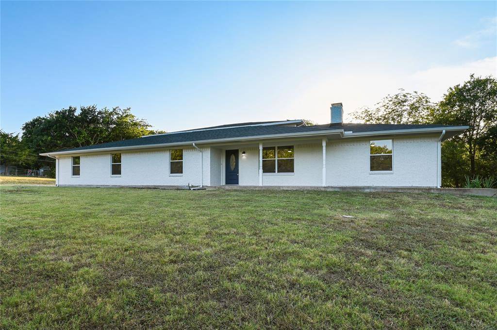 1983 Fm 2729,  Whitewright,  TX 75491