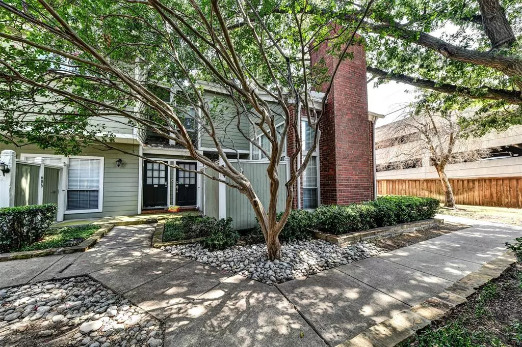 Dallas, TX 75252,6220 Bentwood Trail #608