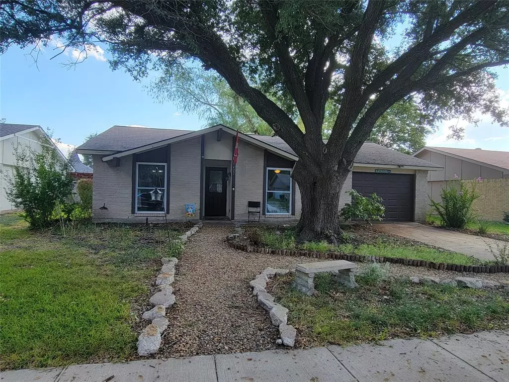 Garland, TX 75040,1422 Deepwood Drive