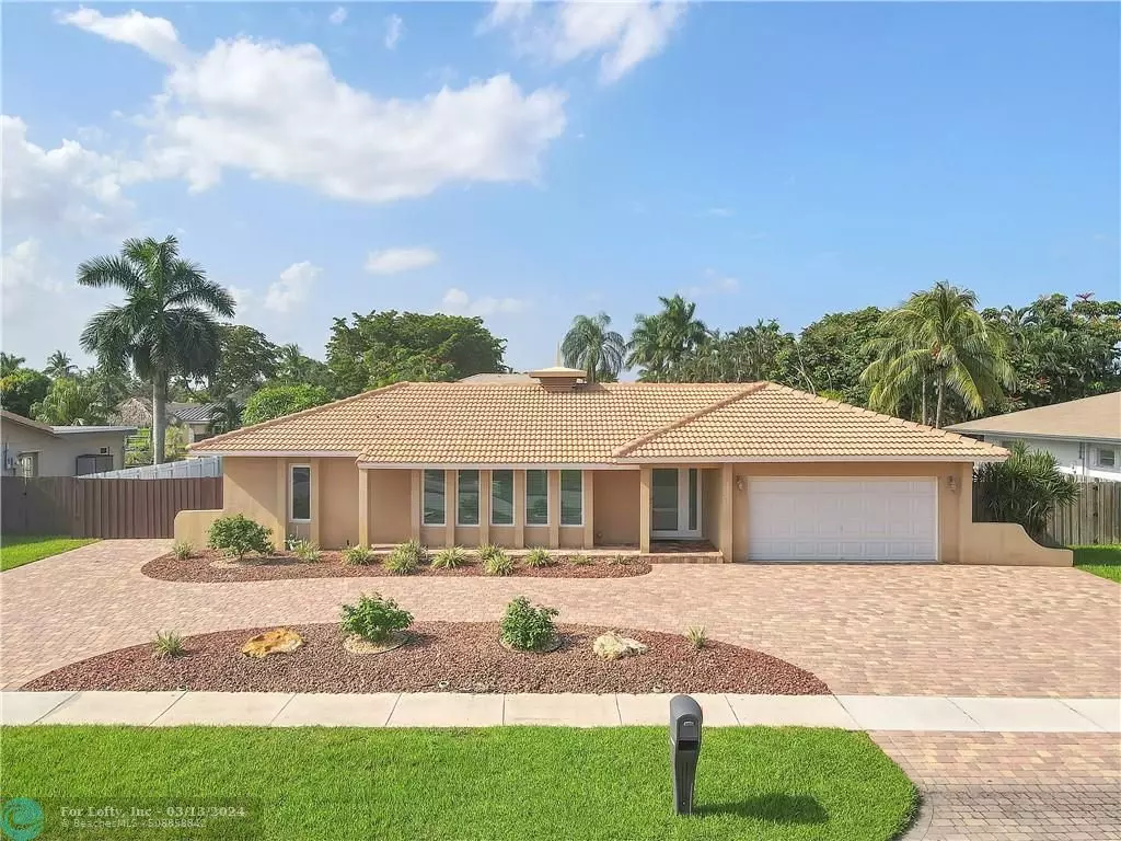 Plantation, FL 33317,5921 SW 17th Ct