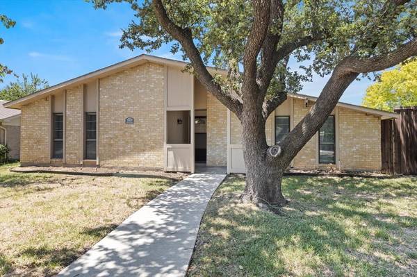 3107 Barton Road, Carrollton, TX 75007