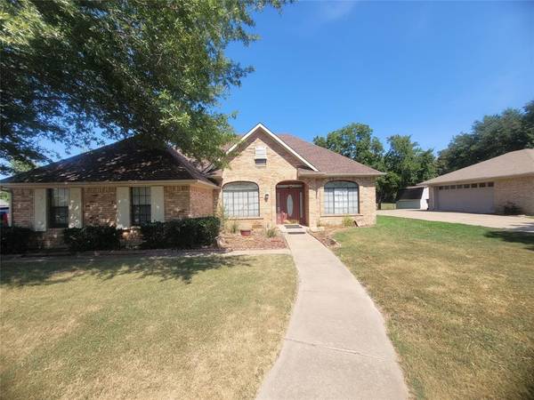 5503 Burgundy Drive, Greenville, TX 75402