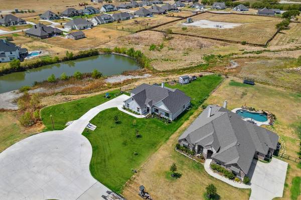 1451 Oliver Creek Lane, Justin, TX 76247