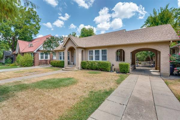 2611 Cockrell Avenue, Fort Worth, TX 76109