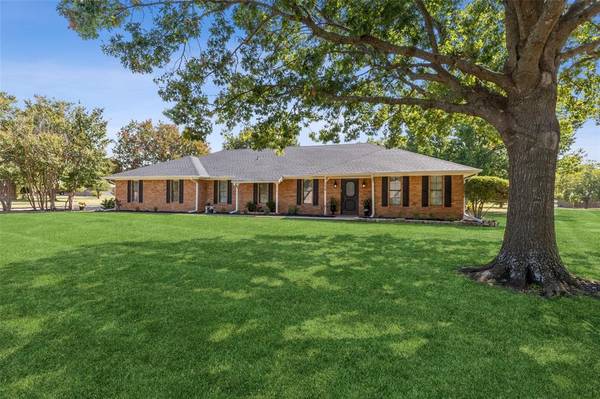 134 White Creek Road, Van Alstyne, TX 75495