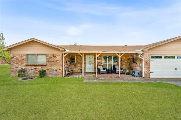 Springtown, TX 76082,892 Highland Circle