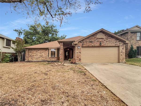 1813 Chatham Drive, Flower Mound, TX 75028