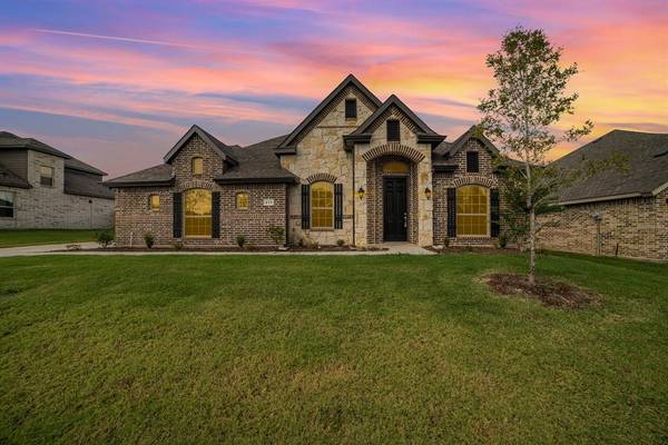 613 Alaina Drive, Desoto, TX 75115