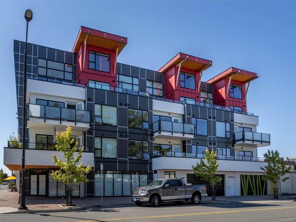 Sidney, BC V8L 1W3,2526 Bevan Ave #302