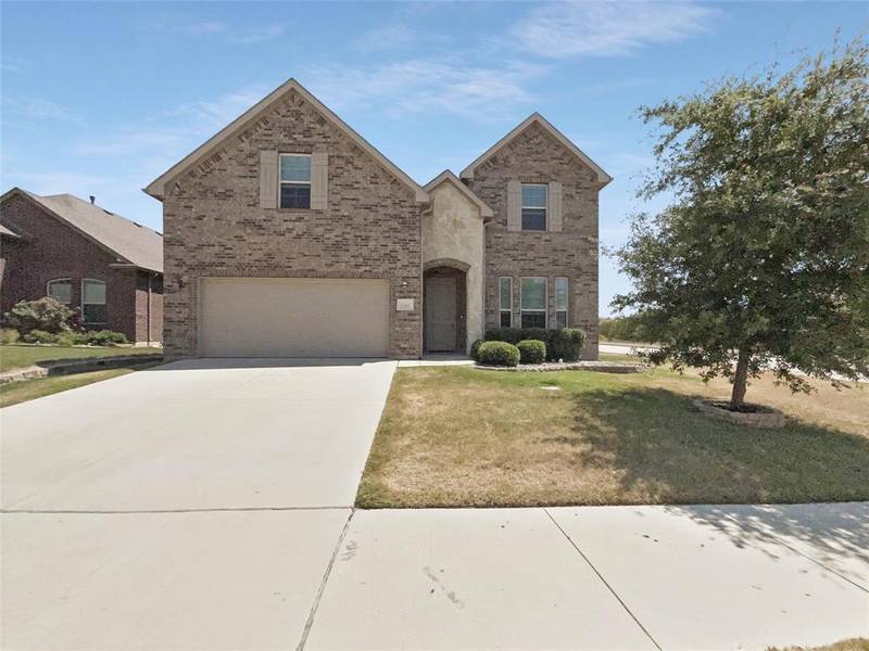 11341 Live Oak Creek Drive, Fort Worth, TX 76108