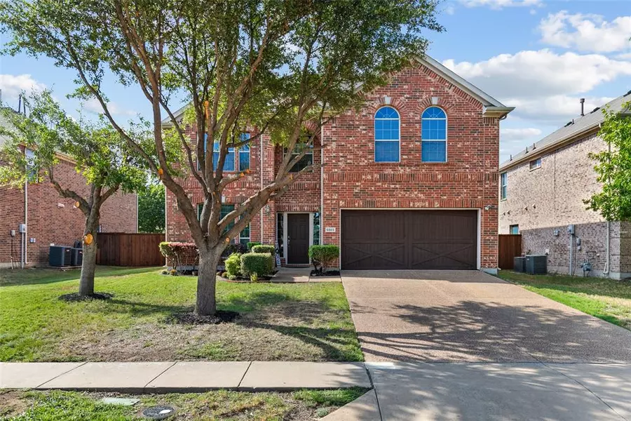 5565 Crimson Oaks Drive, Frisco, TX 75035