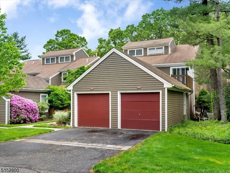 174 Grandview Ln, Mahwah Twp., NJ 07430