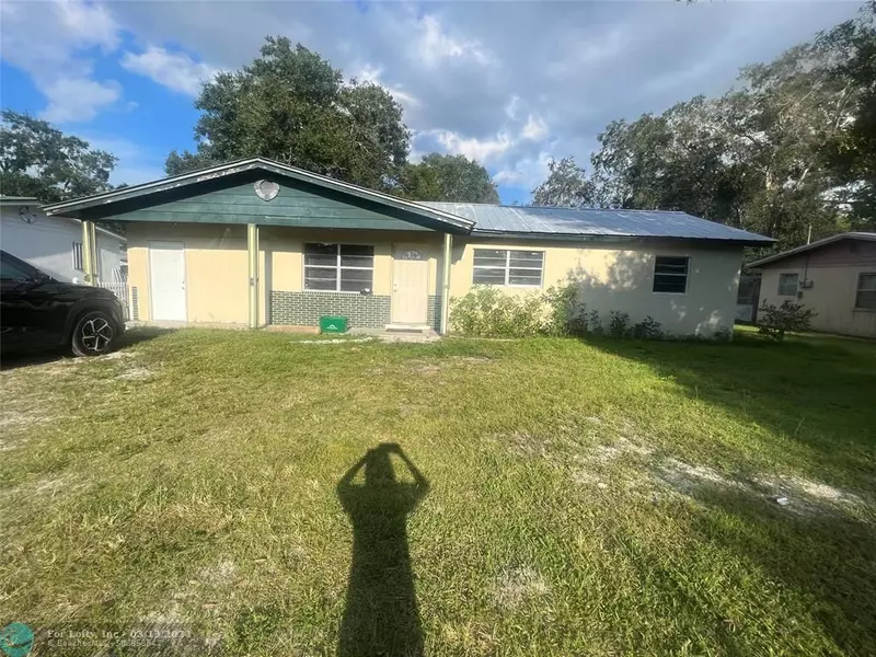 300 SE 15th AVE, Okeechobee, FL 34974