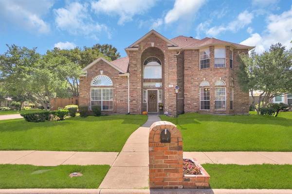 8418 Meadowview Street, Rowlett, TX 75088