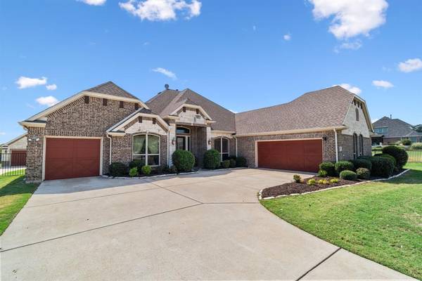 114 Las Colinas Trail, Cross Roads, TX 76227