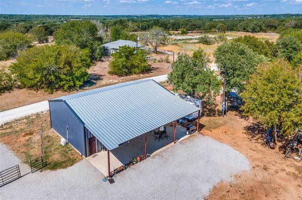 227 Lanier Road, Forestburg, TX 76239