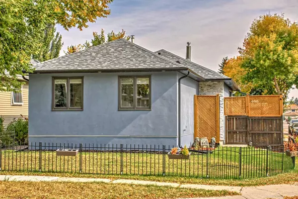 Calgary, AB T2Z 1Y6,107 Mckenna CRES SE