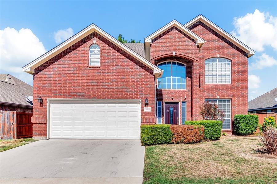 6033 Hillview Drive, Watauga, TX 76148