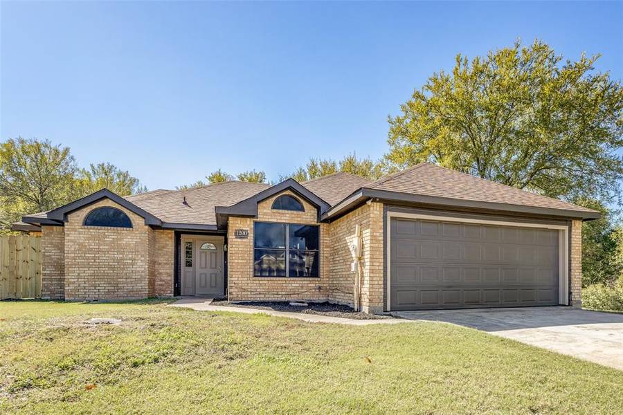 1200 Wheatfield Drive, Mesquite, TX 75149