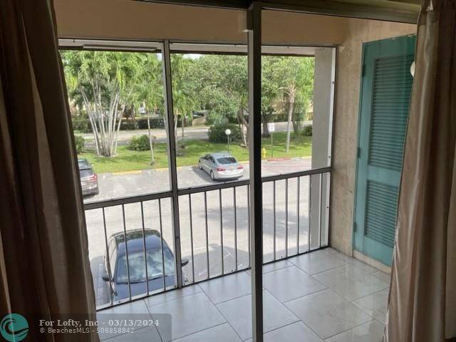 Plantation, FL 33324,21 Jacaranda Country Club Dr #222
