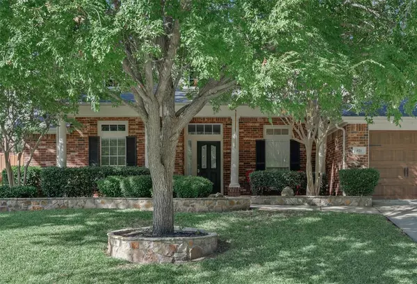 Grapevine, TX 76051,821 Fall Creek