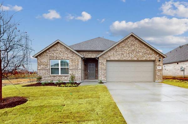 1404 Fox Glen Trail, Crowley, TX 76036