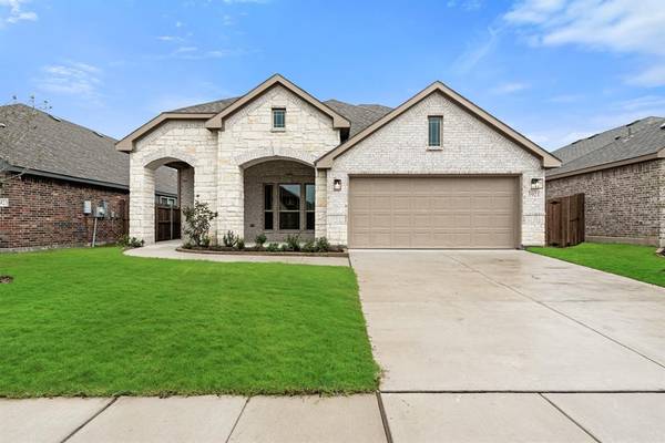 3921 Holly Springs Lane, Kaufman, TX 75142