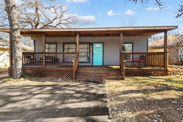 425 N Elm Street,  Arlington,  TX 76011