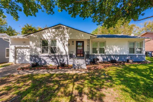 3454 Binyon Avenue, Fort Worth, TX 76133