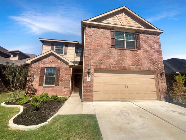 107 Bluebonnet Drive, Sanger, TX 76266