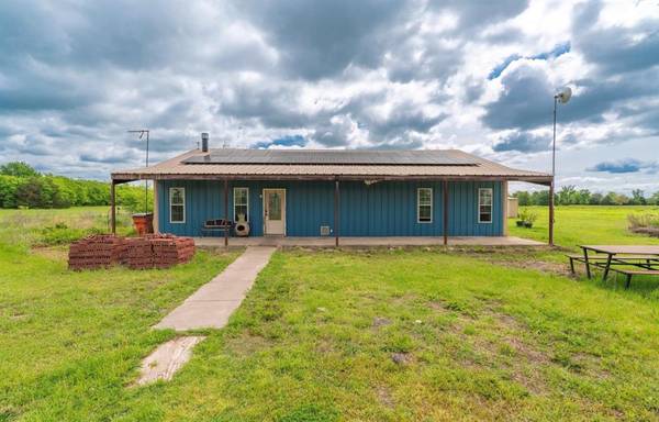 6385 State Highway 34 S, Quinlan, TX 75474