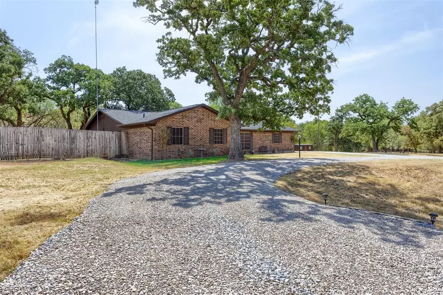 806 Percifield Trail, Alvarado, TX 76009