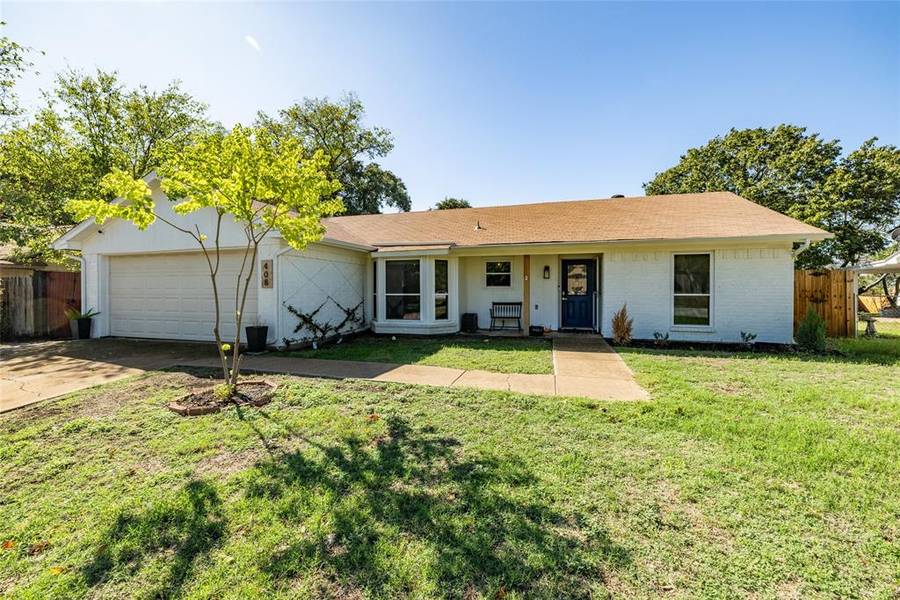 408 E Oak Street, Aledo, TX 76008